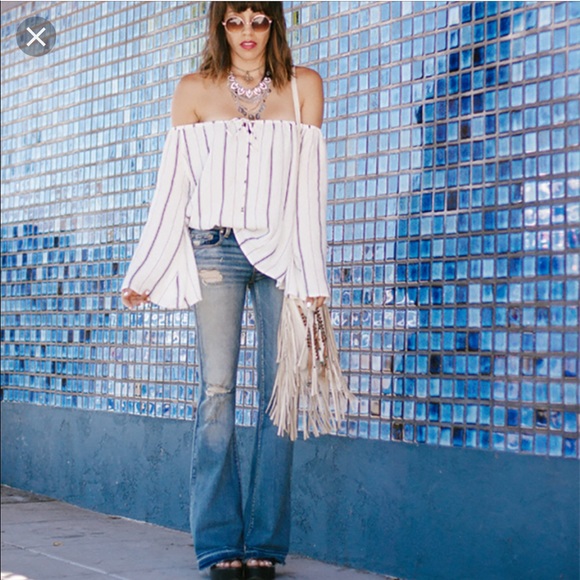 American Eagle Boho Artist distressed flare jeans